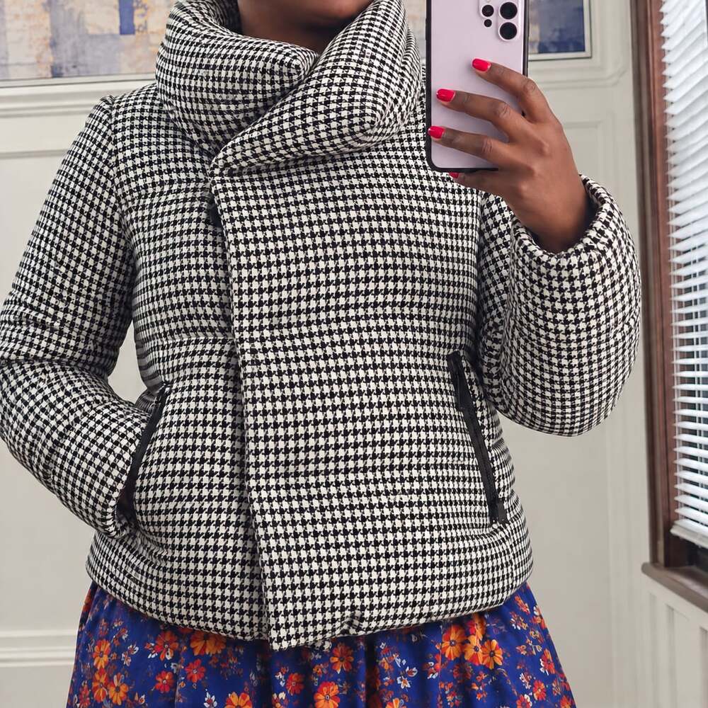 BCBGeneration Women’s M Houndstooth Puffer Jacket Black White Cropped Preppy